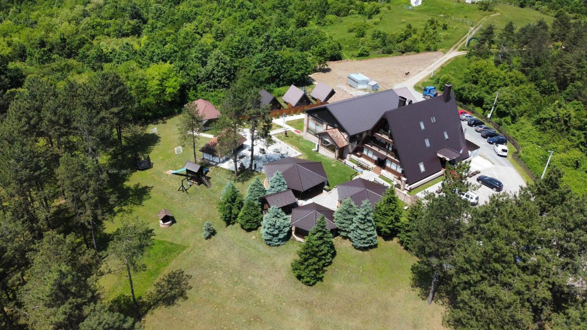 Hotel Babino Brdo Derventa Exterior photo