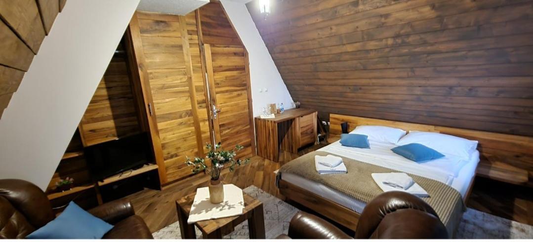 Hotel Babino Brdo Derventa Exterior photo