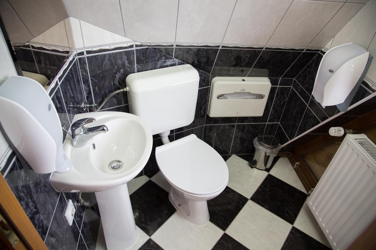 Hotel Babino Brdo Derventa Exterior photo