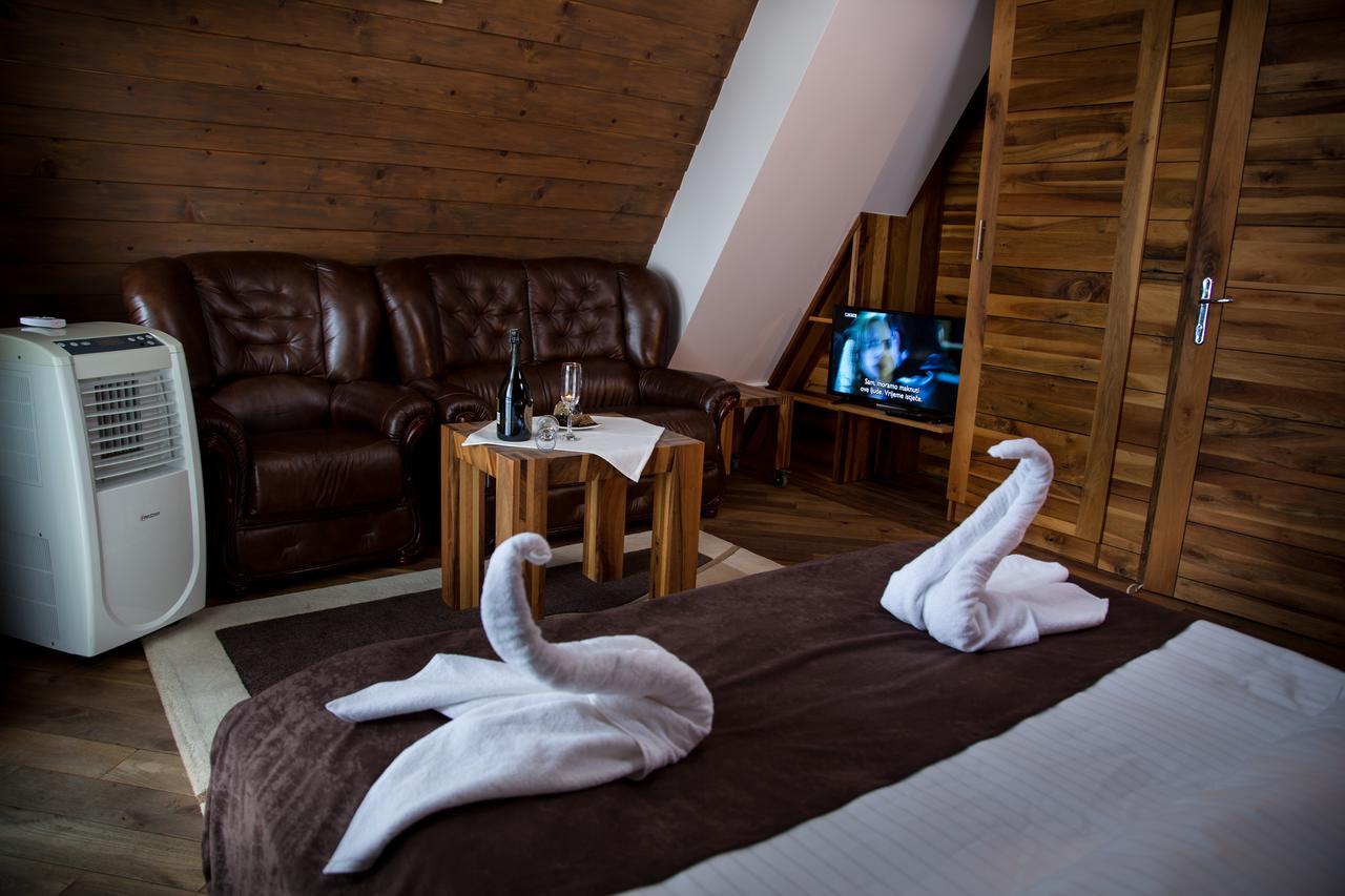 Hotel Babino Brdo Derventa Exterior photo